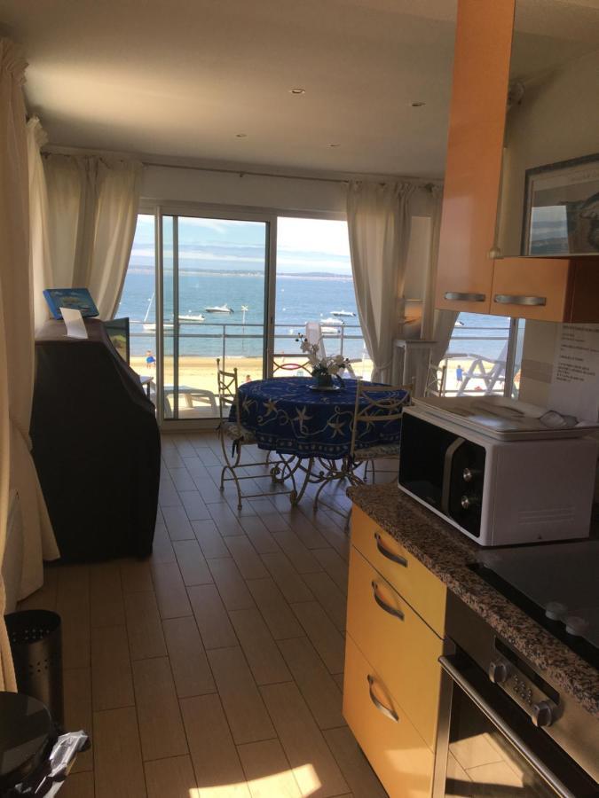 Appartement Arcachon Perreire Premiere Ligne Les Pieds Dans L Eau Vue Magnifique Sur Le Bassin المظهر الخارجي الصورة