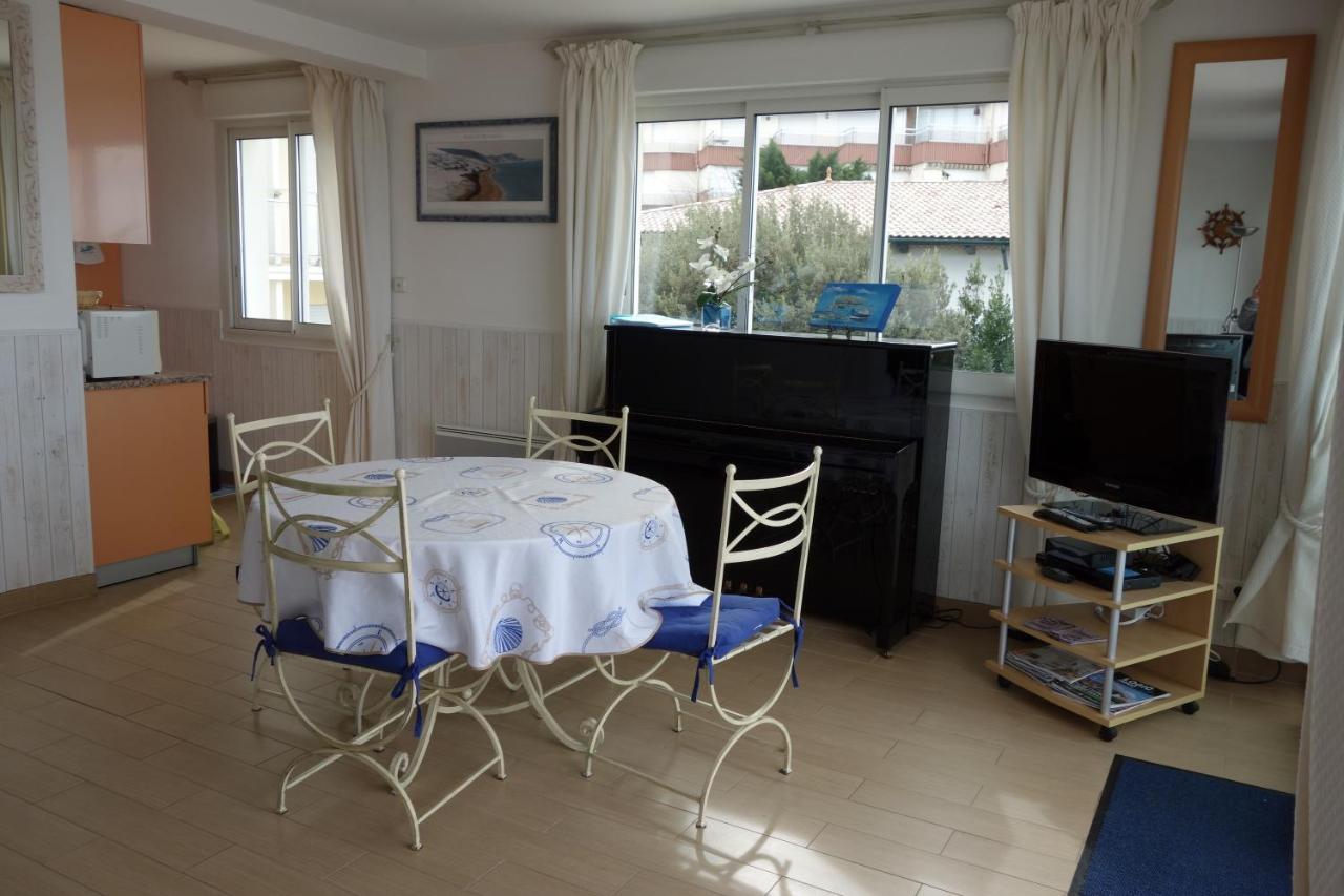 Appartement Arcachon Perreire Premiere Ligne Les Pieds Dans L Eau Vue Magnifique Sur Le Bassin المظهر الخارجي الصورة